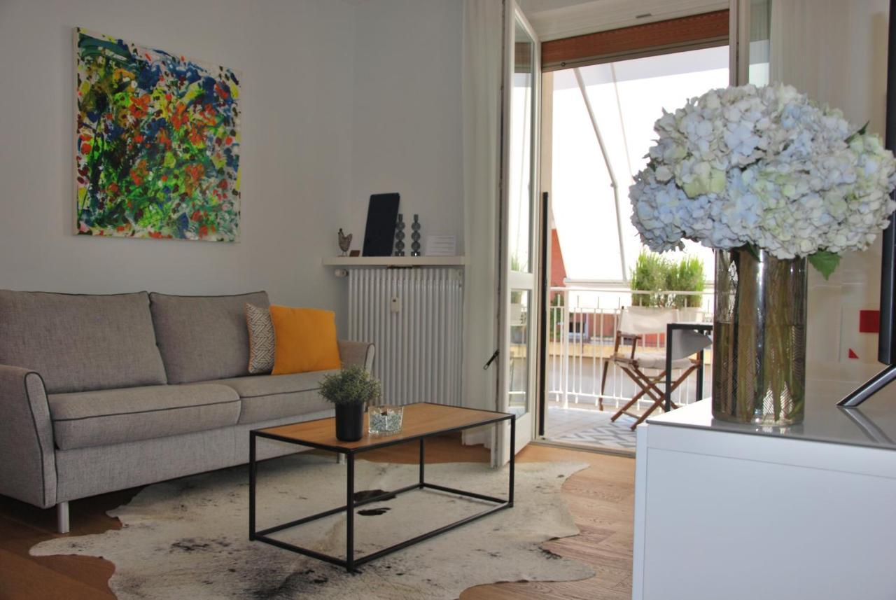 Suite 51 Appartamento Con Terrazzo A 50 Mt Dal Lago - Private Parking (Adults Only) Arona Ngoại thất bức ảnh