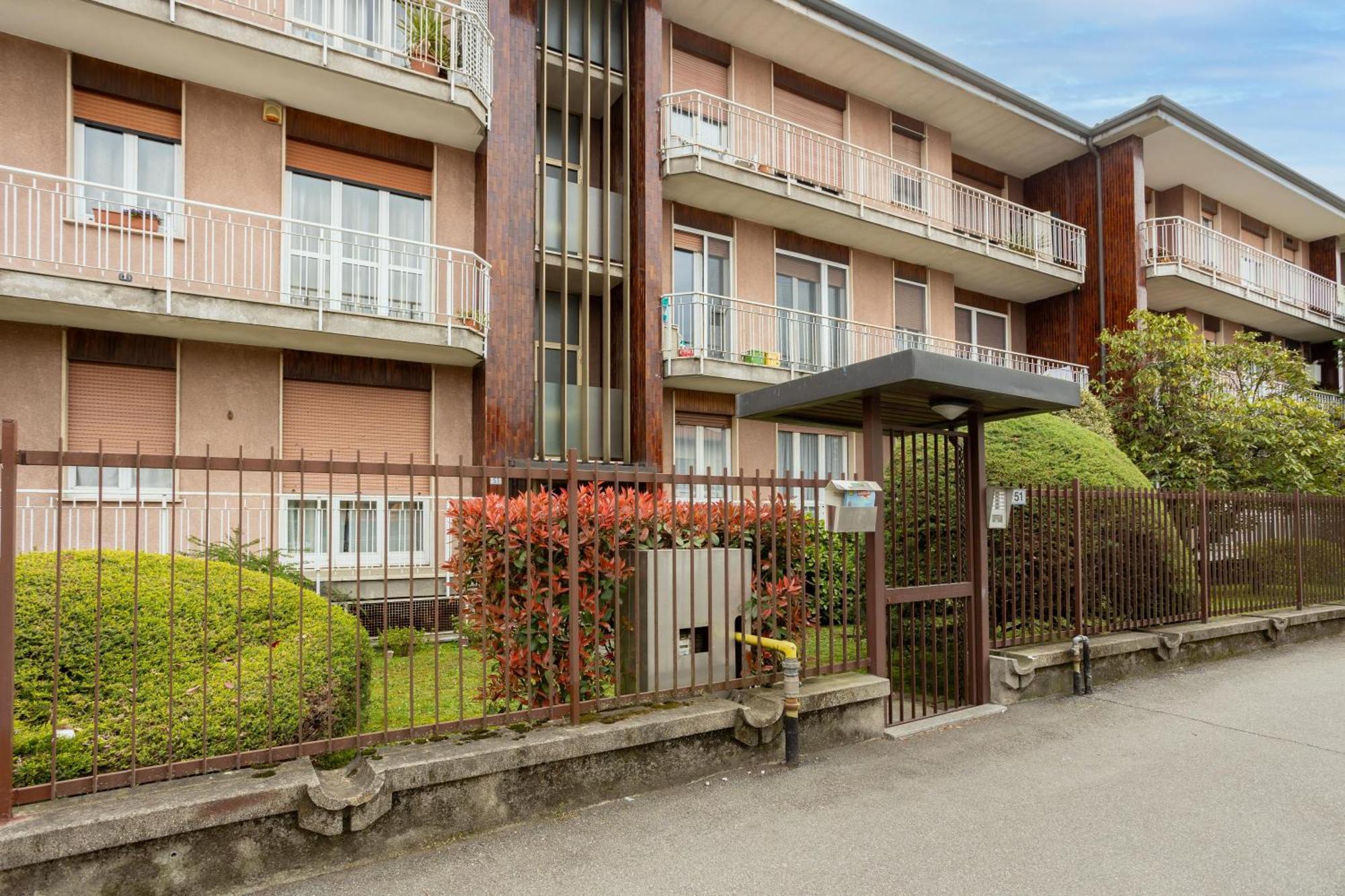 Suite 51 Appartamento Con Terrazzo A 50 Mt Dal Lago - Private Parking (Adults Only) Arona Ngoại thất bức ảnh