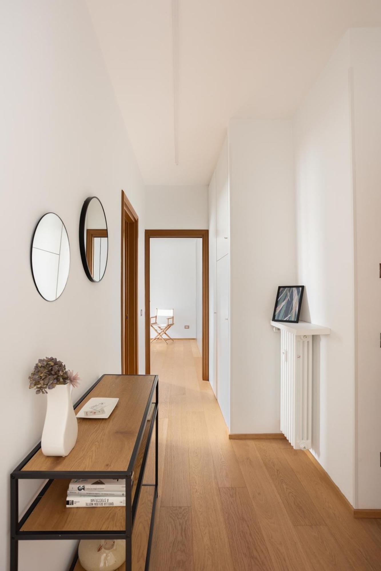 Suite 51 Appartamento Con Terrazzo A 50 Mt Dal Lago - Private Parking (Adults Only) Arona Ngoại thất bức ảnh